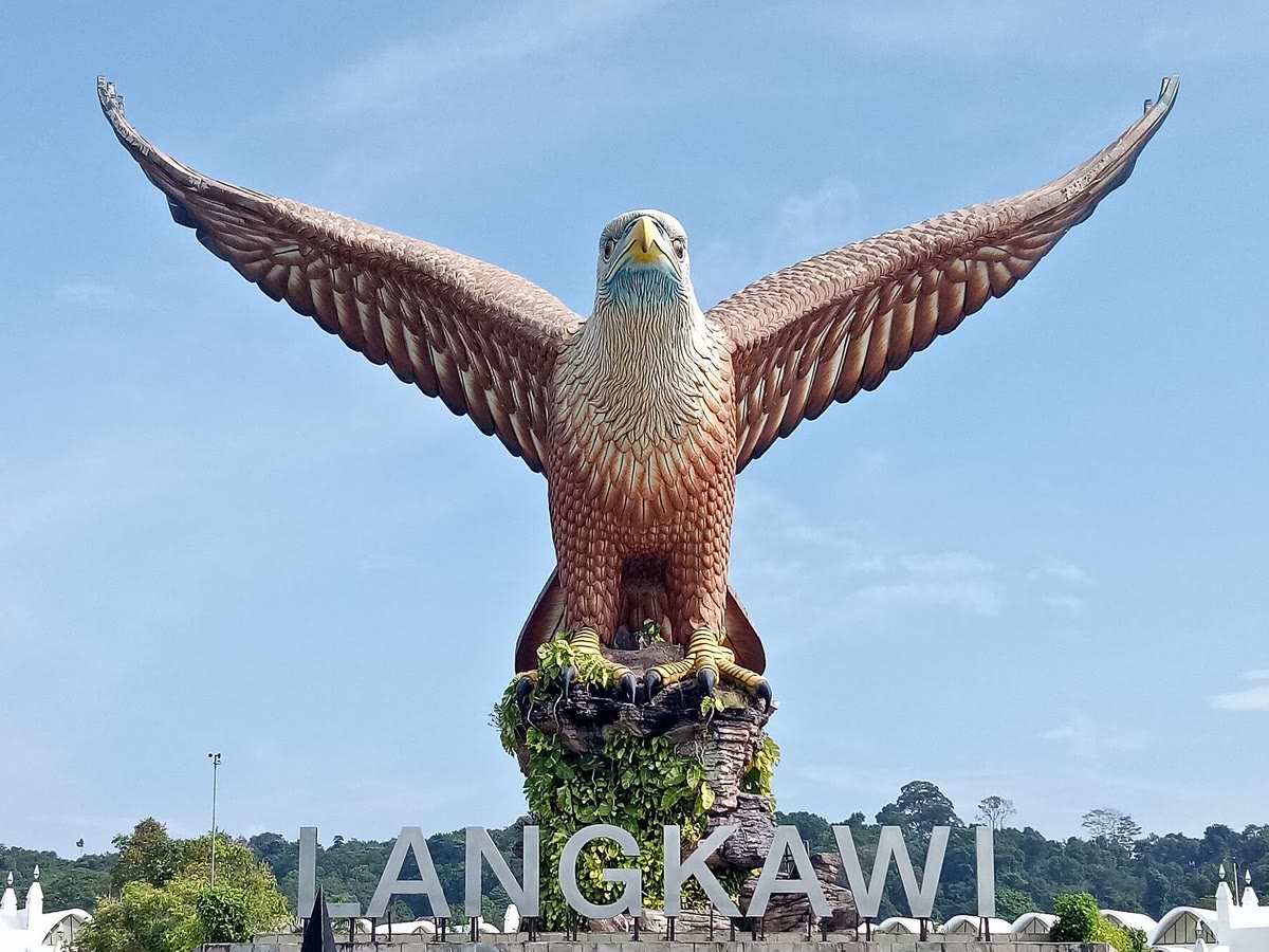 랑카위 독수리 광장